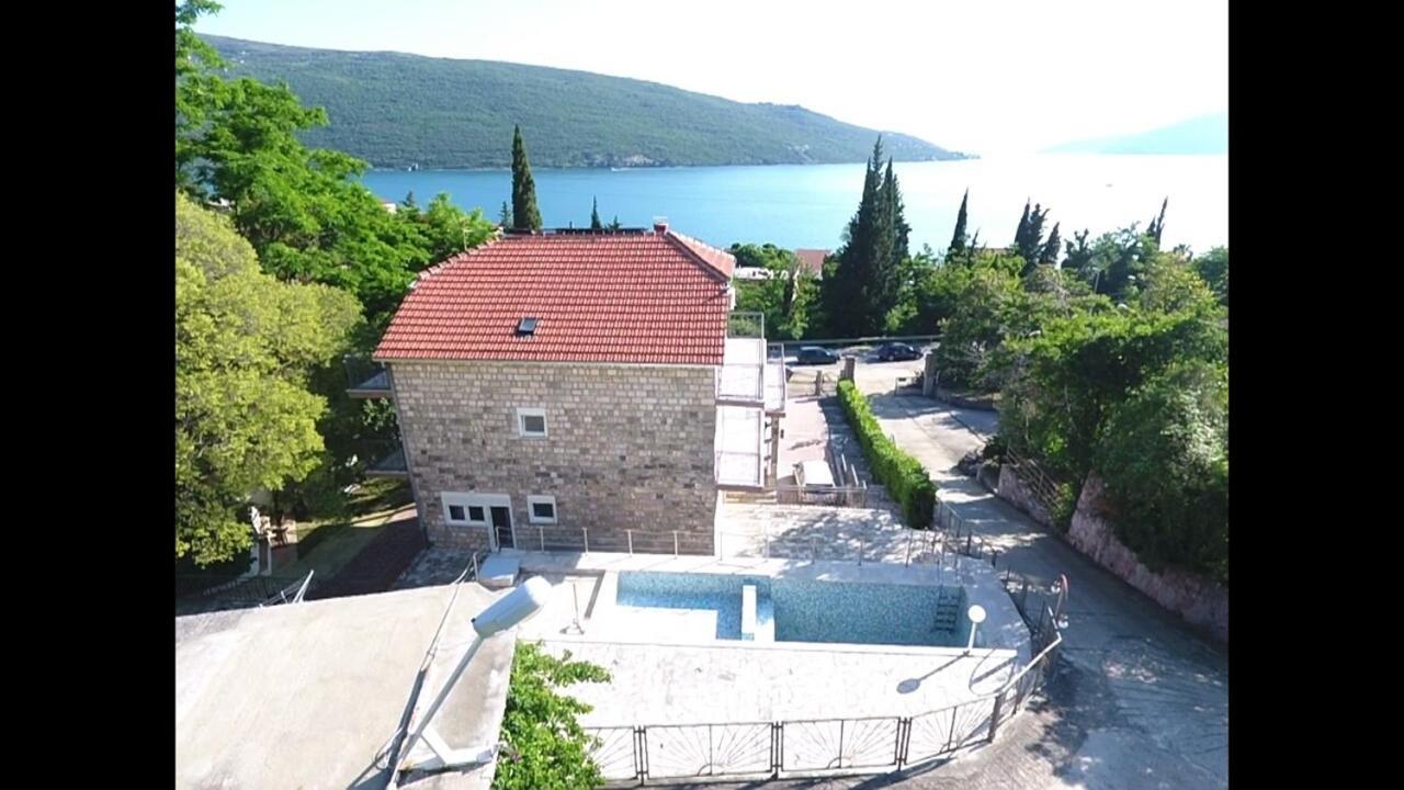 Vila Corovic Kumbor Kültér fotó
